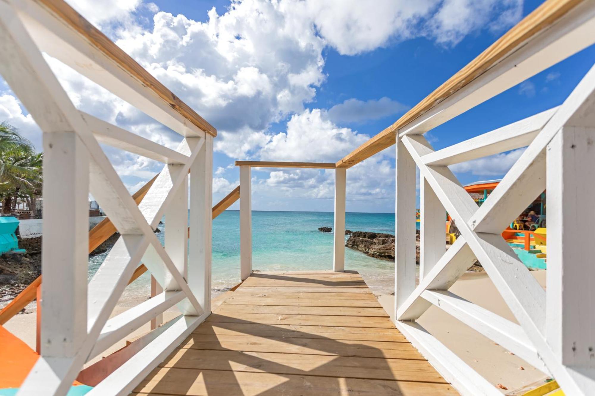 Maho Beach House - Sand Bar Studio - Ocean View Exterior photo